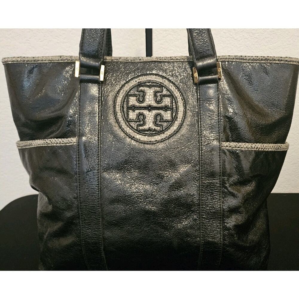 Tory Burch Shiny Black Crinkled Leather Vertical Tote Bag 14x13x4 - Picture 3 of 16